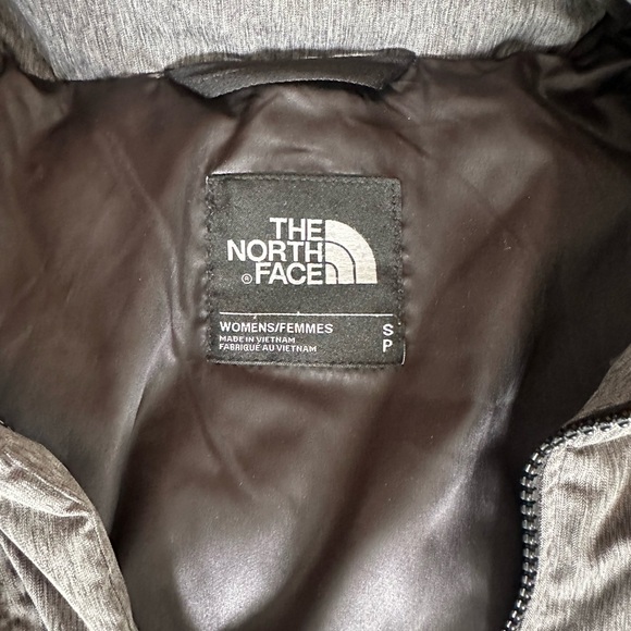The North Face - Women’s Goose Down Parka - Size Small - Picture 4 of 10